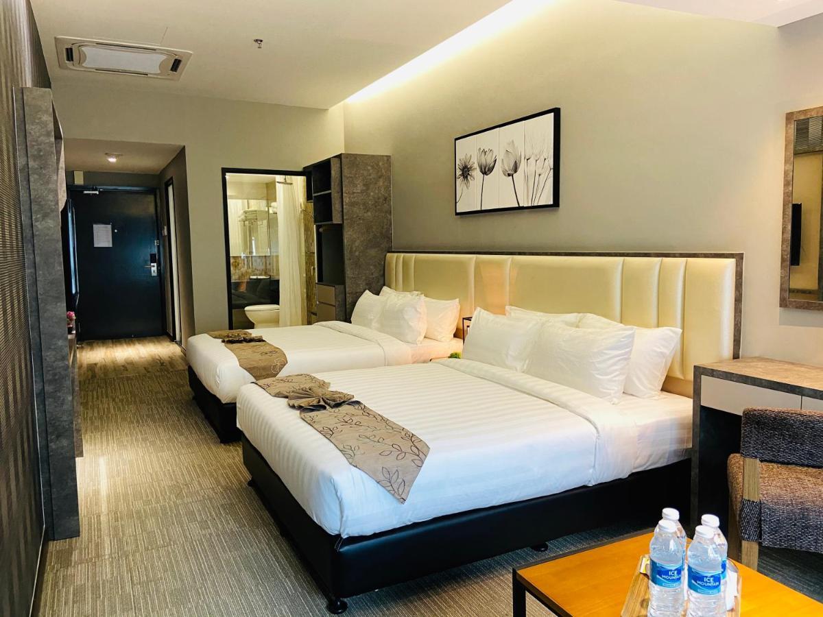 Glex Signature Hotel 3*